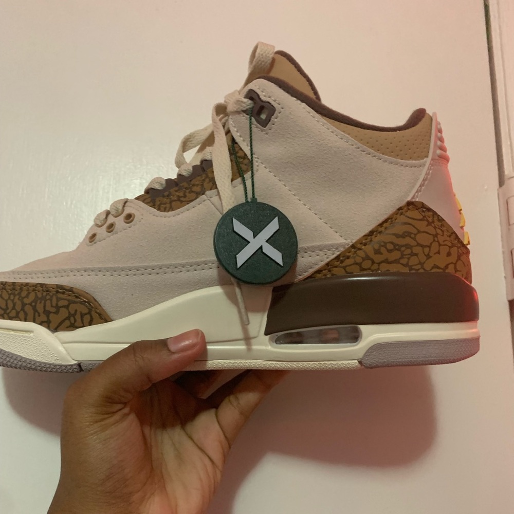 Air Jordan 3 Retro 'Palomino' size 8